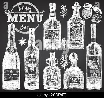 Set Flaschen Whiskey, Rum, Champangne, Wein, Tequila auf schwarzem Kreidetafel Hintergrund Vintage handgezeichnete Skizze Design Bar, Restaurant, Café-Menü, Flyer Stock Vektor