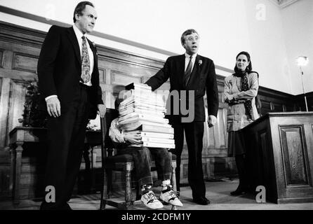 Shadow Education Team Jack Straw MP (Glasses), Baroness Tessa Blackstone und Jack Cunningham MP bei der Labor Party Bildung Pressekonferenz auf 46 Hanover Gardens, SE11. 17. März 1992. Foto: Neil Turner Stockfoto