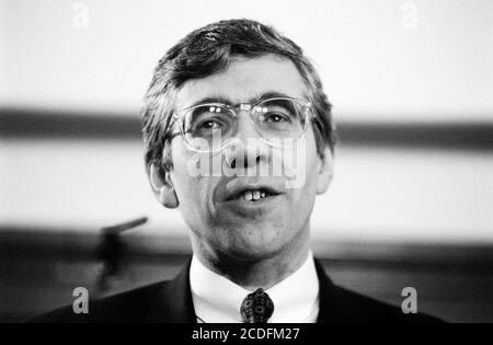 Shadow Education Team Jack Straw MP (Glasses), Baroness Tessa Blackstone und Jack Cunningham MP bei der Labor Party Bildung Pressekonferenz auf 46 Hanover Gardens, SE11. 17. März 1992. Foto: Neil Turner Stockfoto