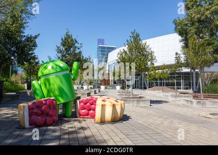 Mountain View, Kalifornien – 10. April 2019: Google Android Figur Hauptsitz HQ Googleplex Mountain View, Kalifornien. Stockfoto