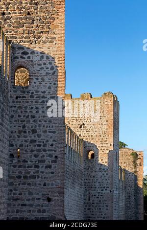 Mittelalterliche Türme und Mauern der Carrarese Burg in Este. Provinz Padua, Venetien, Italien, Europa. Stockfoto