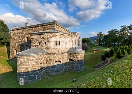 Fort Colle delle Benne. Levico Terme, Provinz Trient, Trentino-Südtirol, Italien, Europa. Stockfoto