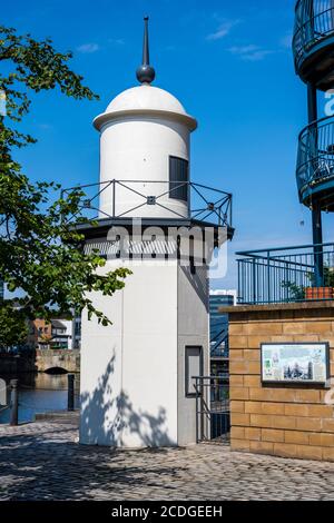 Old Leith Harbour Leuchtturm an der Küste in Leith, Edinburgh, Schottland, Großbritannien Stockfoto