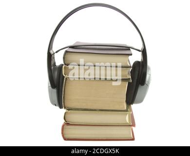 Hörbuch-Konzeption mit Kopfhörer und Bücher Stockfoto