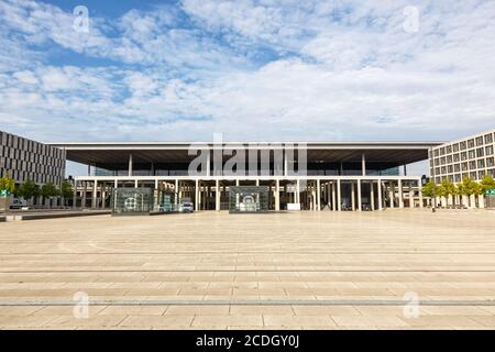 Berlin, 20. August 2020: Flughafen Berlin Brandenburg BER Terminal 1 in Deutschland. Stockfoto