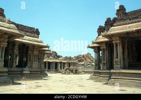 Innenansicht des Wittala-Tempels hampi Stockfoto