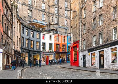 West Bow (Victoria Street), eine der malerischsten Straßen in Edinburgh, Schottland Stockfoto