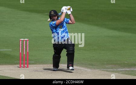 Hove, Großbritannien. August 2020. Sussex's Luke Wright beim Vitality Blast T20 Match zwischen Sussex Sharks und Surrey auf dem 1st Central County Ground, Hove Credit: James Boardman/Alamy Live News Stockfoto