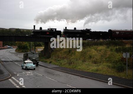 '1054' und '49395' in Doppelrichtung in der Nähe von Big Pit. Stockfoto