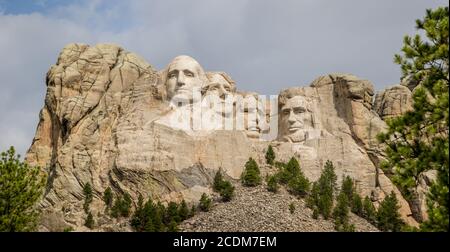 Nahaufnahme von George Washington, Thomas Jefferson, Abraham Lincoln und Theodore Roosevelt in Mount Rushmore in Rapid City South Dakota geschnitzt Stockfoto