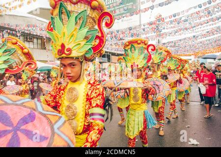 Parade des sinulog Festivals in cebu philippinen Stockfoto