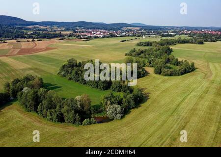 Pegnitzaue in Kulturlandschaft, hinter Markt Hersbruck, Herbrucker Schweiz, Kreis Nuernberger Land, Mittelfranken, Franken, Deutschland Stockfoto