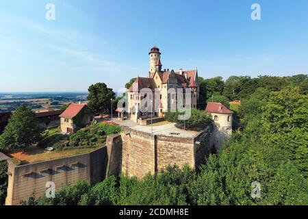 Altenburg, mittelalterliche Hügelburg auf 400m, Wahrzeichen von Bamberg, erstmals urkundlich 1109, Luftaufnahme, Bamberg, Steigerwaldhöhe, Oberfranken Stockfoto