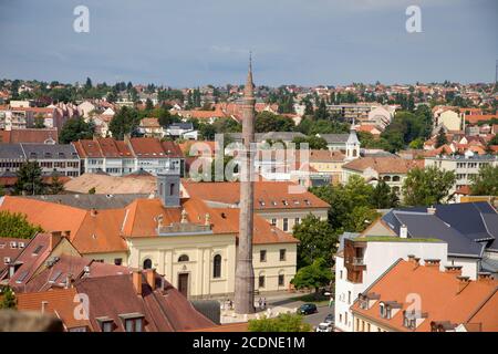 Altes türkisches Minarett in der ungarischen Stadt Eger, Ungarn Stockfoto