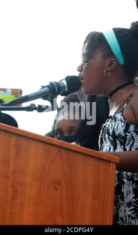 WASHINGTON, D.C.: 28. AUGUST 2020 - Yolanda Renee King, Tochter von Martin Luther King III und Enkelin des Rev. Dr. Martin Luther King nimmt an der Verpflichtungsmarsch: Holen Sie Ihr Knie aus unserem Hals mit Rev. Al Sharpton, Präsident & CEO, National Action Network und MSNBC on-air Persönlichkeit, Bürgerrechtler Martin Luther King III, Rachel und andere Redner zusammen mit den Familien von Jacob Blake, George Floyd, Breonna Taylor, Eric Garner, Rayshard Brooks, Ahmaud Arbery und viele andere versammeln sich zum 57. Jahrestag des historischen "March on Washington" National Action Network (NAN) Stockfoto