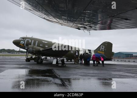 Glasgow Prestwick Airport 24 Mai 2019 Dakota Flugzeuge auf dem Weg nach Frankreich Credit : Alister Firth Stockfoto