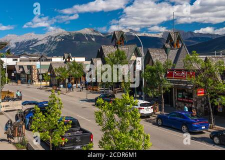 Geschäfte in Jasper Townsite, Jasper National Park, Alberta, Kanada. Stockfoto