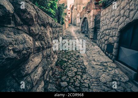 Auf den Straßen von Omisalj, Insel Krk, Kroatien Stockfoto