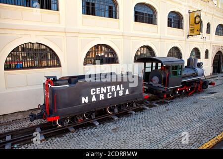 Havanna, Kuba - 11. Dezember 2016: Alte Retro-Dampfmaschine in Havanna Stockfoto