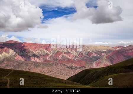 Serranias del Hornocal, farbige Berge, Argentinien Stockfoto