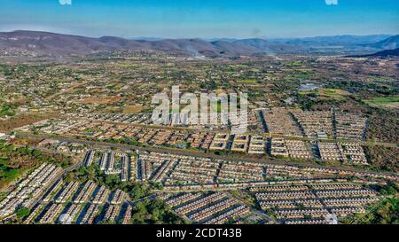 Luftaufnahme von Häusern im mexikanischen Bundesstaat Cuernavaca Stockfoto