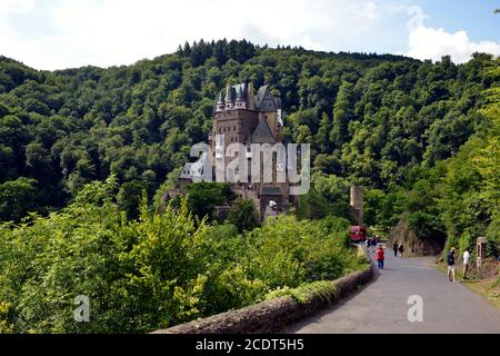 Burg Eltz (Burg Eltz). Deutschland. Stockfoto