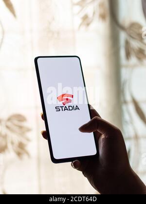Assam, indien - August 27, 2020 : Stadia-Logo auf Telefon Bildschirm Stock Bild. Stockfoto