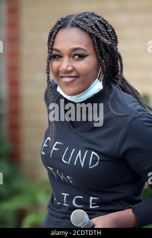29. August 2020, London, Ontario, Kanada. Black Lives Matter protestieren im Victoria Park. Ghaida Hamdun sagt eine mächtige Speach. Luke Durda/Alamy Stockfoto