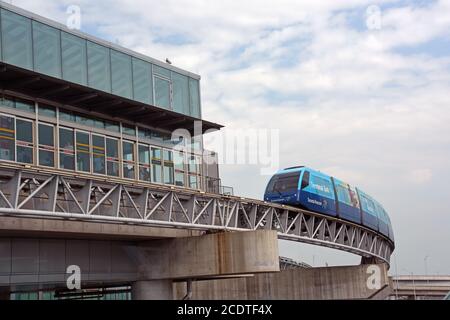 Terminal Link Zug, Toronto, Pearson Flughafen Stockfoto