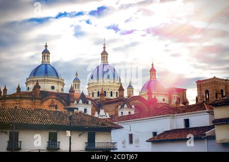 Die Kathedrale der Unbefleckten Empfängnis in Cuenca, Ecuador Stockfoto