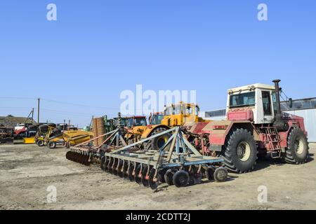 Traktor. Landwirtschaftliche Maschinen. Stockfoto