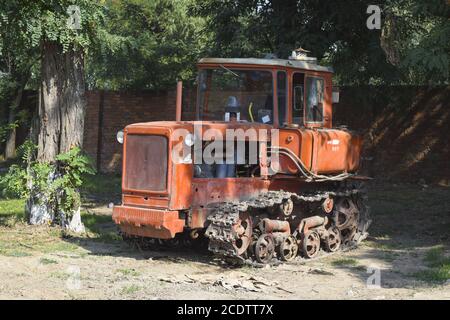 Traktor, in einer Zeile stehen. Landwirtschaftliche Maschinen. Stockfoto