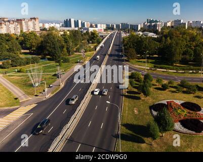 Moskau, Russland - 20. September. 2018. Blick von oben zu Panfilov Avenue in Zelenograd Stockfoto