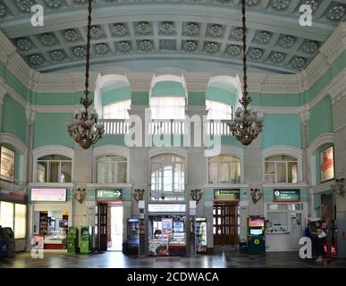 Woronesch, Russland - August 23. 2018. Der Innenraum des Bahnhofs Woronesch-1 Stockfoto