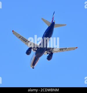Sheremetyevo, Russland - 16. Mai. 2018. SSJ 100 der Fluggesellschaft Aeroflot Stockfoto