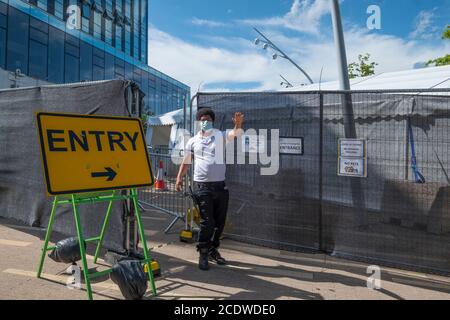 Ein Covid 19 Testzentrum. Stockfoto