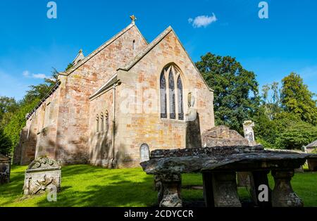 Humbie, East Lothian, Schottland, Großbritannien, 30. August 2020. Church of Scotland Parish kirk: Die Kirche wird Sonntag Gottesdienst ab 6. September auf einer vierzehntägigen Basis beginnen. Eine begrenzte Anzahl von Plätzen wird auf der Basis von "first-come-first-served" zur Aufrechterhaltung der sozialen Distanzierung zur Verfügung stehen. Es wird kein Gesang und keine Bibeln zur Verfügung gestellt werden Stockfoto