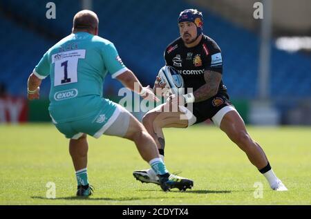 Jack Nowell von Exeter Chief (rechts) und Worcester Warriors Callum Black während des Spiels der Gallagher Premiership in Sandy Park, Exeter. Stockfoto