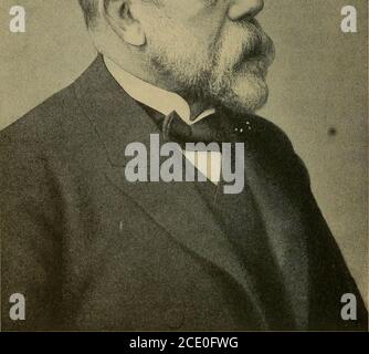 . Der menschliche Körper und Gesundheit : ein elementares Lehrbuch der wesentlichen Anatomie, angewandter Physiologie und praktischer Hygiene für Schulen . DR. ROBERT KOCH, der den Erreger der Tuberkulose entdeckte, der in den Vereinigten Staaten täglich über vier Hundertstel Menschen tötet. THE HUMAN BODY AND HEALTH AX ELEMENTARY TEXT-BOOK OF ESSENTIALANATOMY, APPLIED PHYSIOLOGY, ANDPPVACTICAL HYGIENE FOR SCHOOLS BYALVIN DAVISON, M.S., A.M., PH.D. PROFESSOR OF BIOLOGY IN LAFAYETTE COLLEGE ^&GT;»:C NEW YORK •:• CINCINNATI •:. CHICAGO AMEEICxlN BUCHFIRMA Copyright, 1908, byALVIN DAVISON. Entbked in der Stationers Hall, London. HUMAN BOD Stockfoto