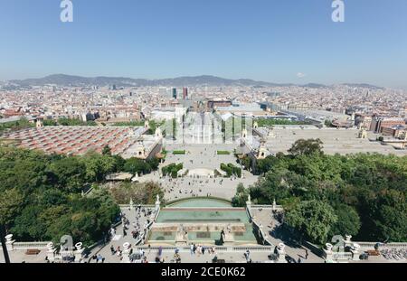 Blick auf Barcelona vom Museu Nacional d'Art de Catalunya in Montjuic Stockfoto