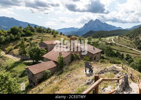 Gisclareny, kleine Stadt in der Nähe des Pedraforca-Berges in den katalanischen Pyrenäen, nördlich von Spanien. Stockfoto