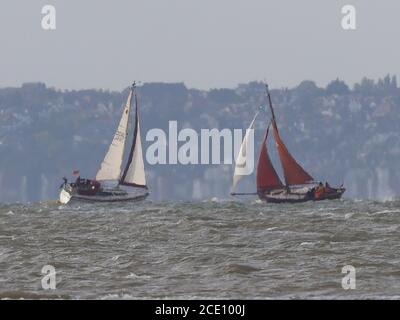 Sheerness, Kent, Großbritannien. August 2020. UK Wetter: Ein windiger Tag in Sheerness, Kent. Kredit: James Bell/Alamy Live Nachrichten Stockfoto