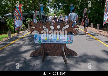 Eumundi, Queensland, Australien - 1. Februar 2020: Eumundi Marktschild. Der Markt von Eumundi ist einer der beliebtesten Kunsthandwerksmärkte von Australi Stockfoto