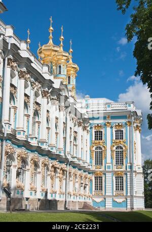 Der Katharinenpalast, gelegen in der Stadt Zarskoje Selo (Puschkin), St. Petersburg, Russland Stockfoto