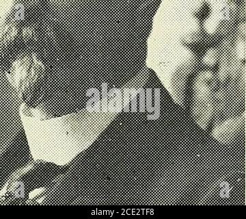 . Hundert Jahre Medizin und Chirurgie in Missouri; historische und biographische Überprüfung der Karrieren der Ärzte und Chirurgen des Staates Missouri, und Skizzen von einigen seiner bemerkenswerten medizinischen Institutionen . C. LESTER HALL, Präsident Missouri State Medical AS-sociation, 1895. Stockfoto