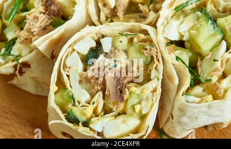 Thunfisch-Salat-Sandwich-Rolle Stockfoto