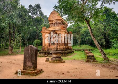 Mein Sohn ist eine Tempelstadt in Zentralvietnam. In 1969 wurde der Tempelkomplex durch amerikanische Bombardierungen zerstört. 1999 wurde es zum Welterbe erklärt Stockfoto