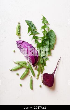Frisches Gemüse von oben betrachtet. Stockfoto
