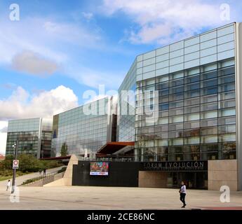 Modernes Gebäude Glas- und Stahlbau Kunstzentrum Auditorium Ausstellung Und Kongresspalast in Burgos Kastilien und Leon Spanien Stockfoto