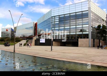 Modernes Gebäude Glas- und Stahlbau Kunstzentrum Auditorium Ausstellung Und Kongresspalast in Burgos Kastilien und Leon Spanien Stockfoto